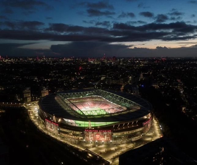 Notícias Arsenal terá estádio lotado pela 1ª vez para jogo do Inglês